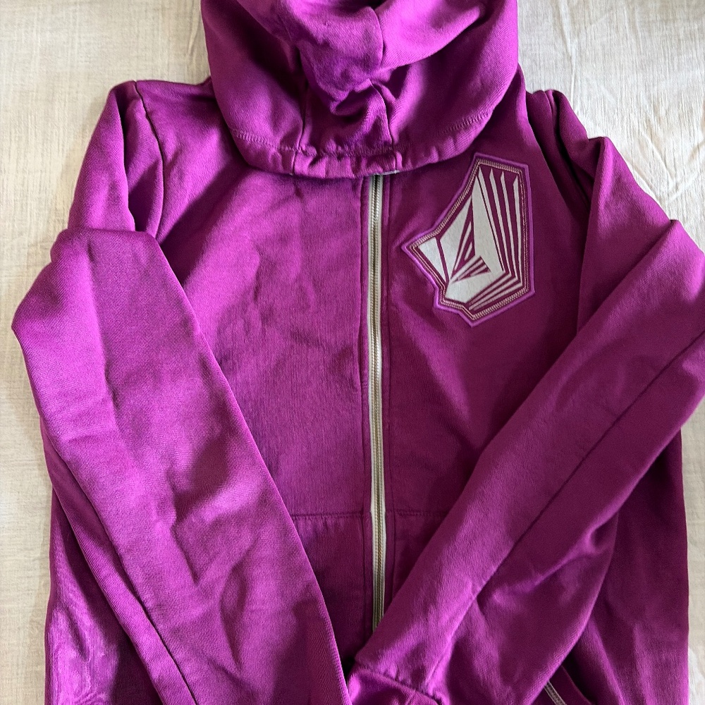 Vintage Volcom sweater